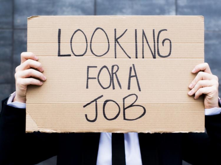 Further fall in monthly unemployment figures