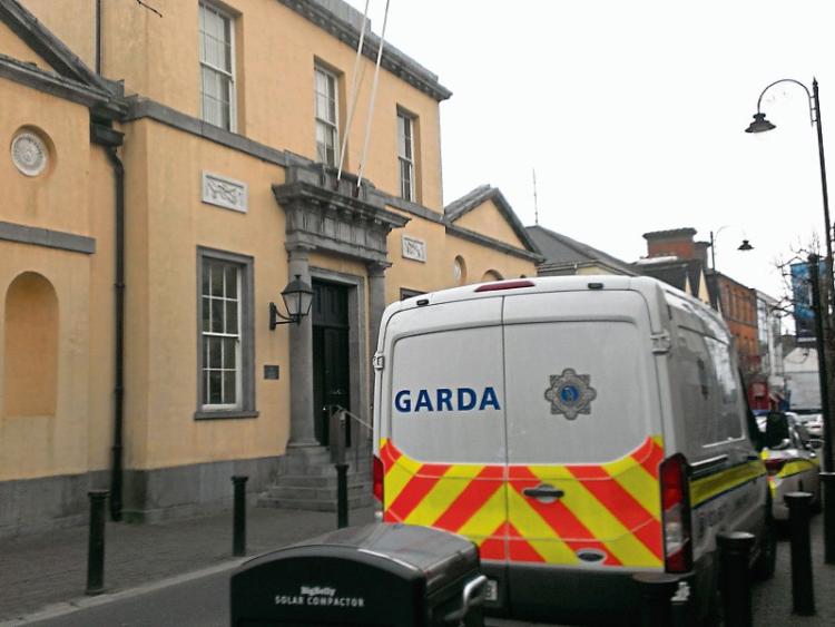 Roscrea man made threats to 'box the head off' mother of his son