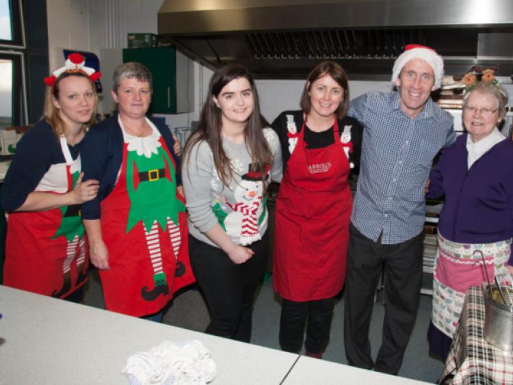 Helping out in the kitchen at the Mountrath Senior Citizens Christmas party in Mountrath CS.Picture: Alf Harvey/HRPhoto.ie