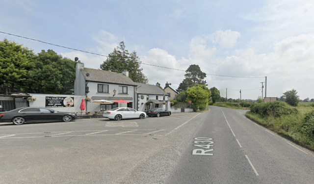 The junction beside The Mall Pub