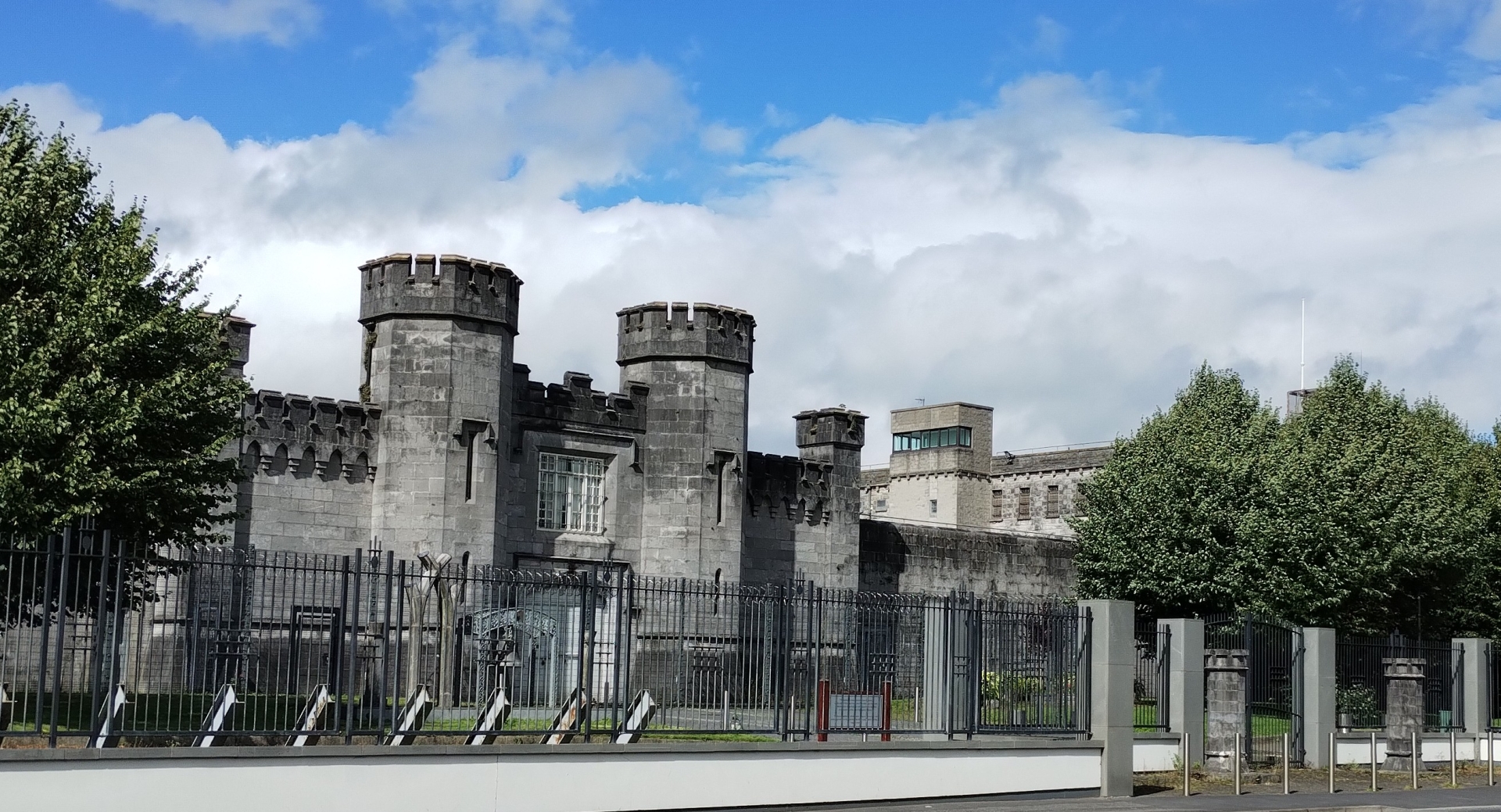 Major change in security at Portlaoise Prison