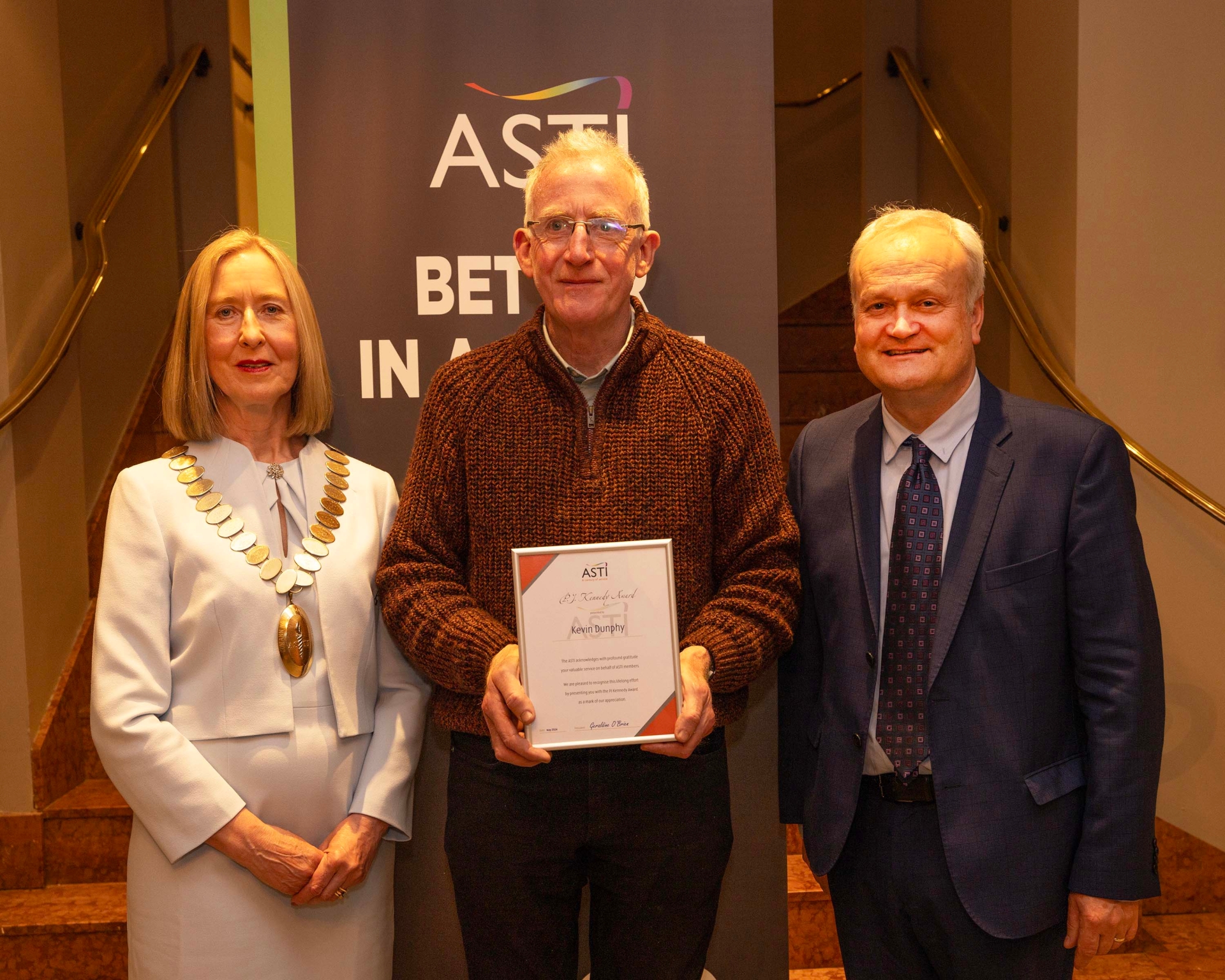 Local Laois teacher receives award