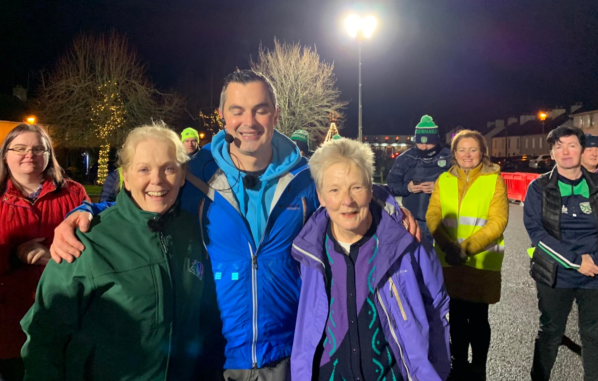 Operation Transformation trainer Karl Henry with Stradbally residents.