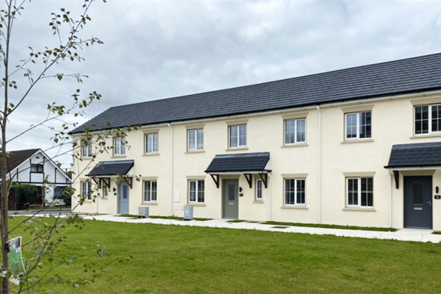 Below: Clúid's new houses in Roselawn.