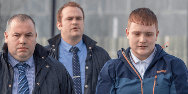 Stephen Dowling is brought to court by Detective Garda Enda Jennings and Detective Garda Darren Carter. (North West Newspix)