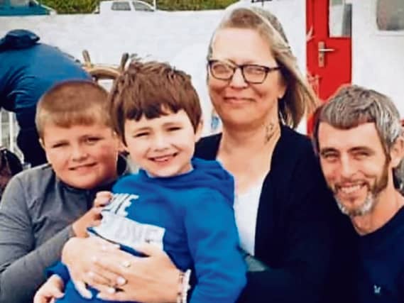 Roxy Phelan is the mum of two young boys, Cathal (10) and Setanta (5) and is the loving wife of Jason.