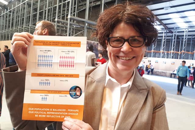 She had stressed the importance of electing a woman in a district where all six councillors were men, by producing a campaign poster that showed the 0% representation.