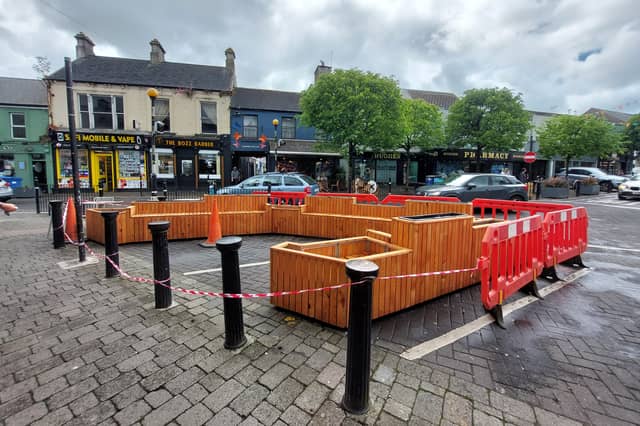 The new ‘parklet’ under construction in Portlaoise.