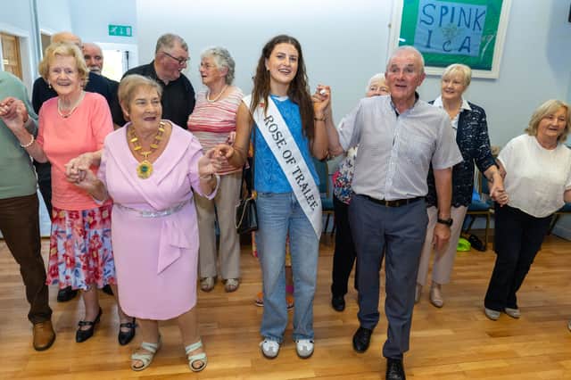 Helen Gee welcomes Rose of Tralee Katelyn Cummins to the Lovely Laois Homecoming Festival Afternoon Tea Dance in Knock Hall, Spink with music by TR Dallas in 2025.