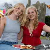Scarlett and Tasmin Allen are set to cook it up in Cullohill.