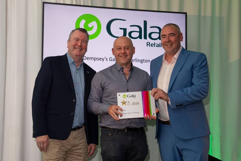 Dempsey's Gala, Portarlington - Ben McGinn (far left) and David O’Brien (far right) from Gala Retail with Roy Dempsey