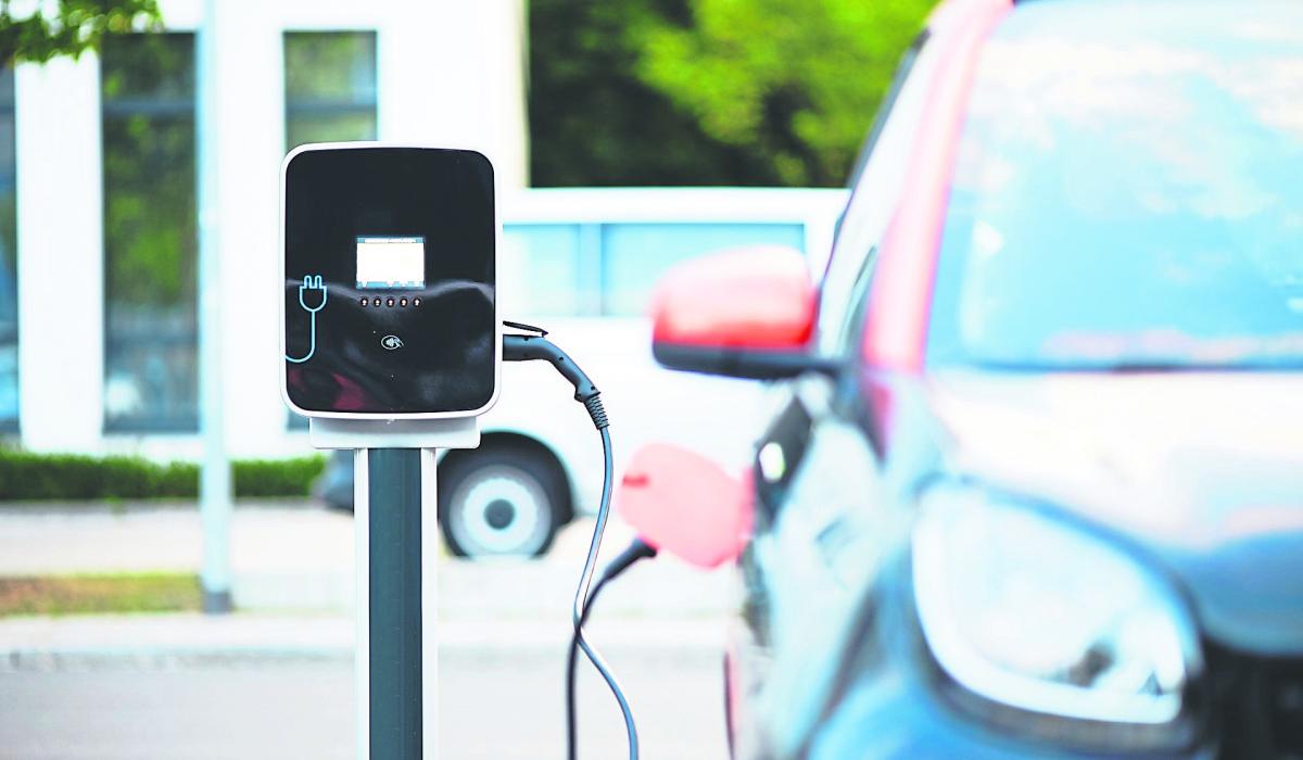New electric vehicle charging hub for Laois service station gets green light