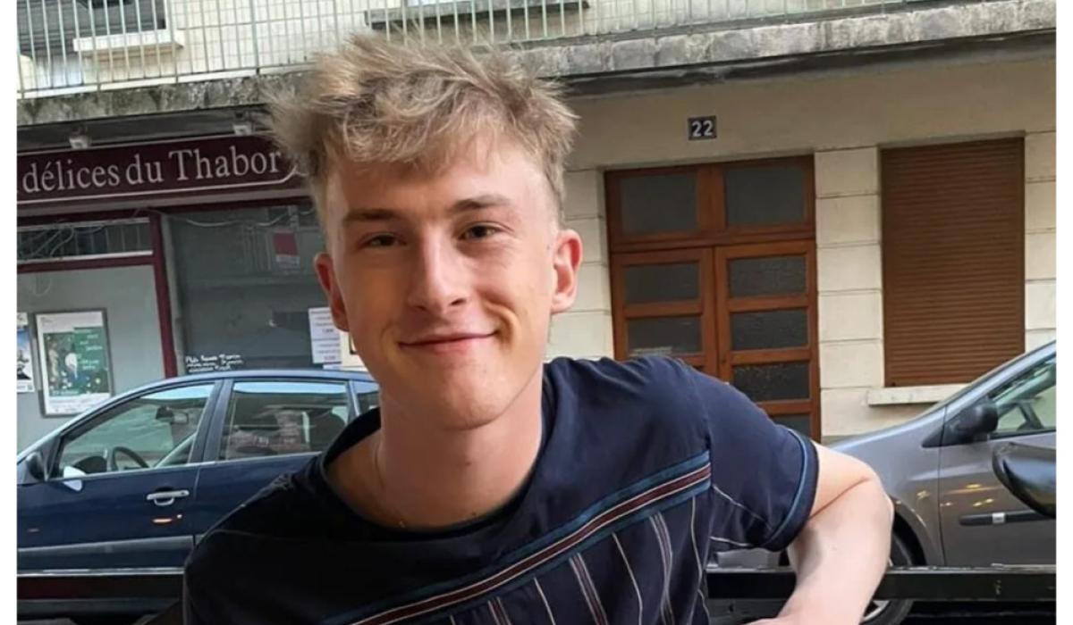 Inspiring young Laois man to skydive to raise awareness about mental health