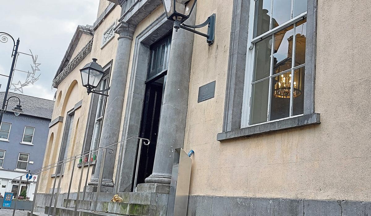 Man allegedly ‘stalked’ Laois bank customers and stole €13,475 in cash