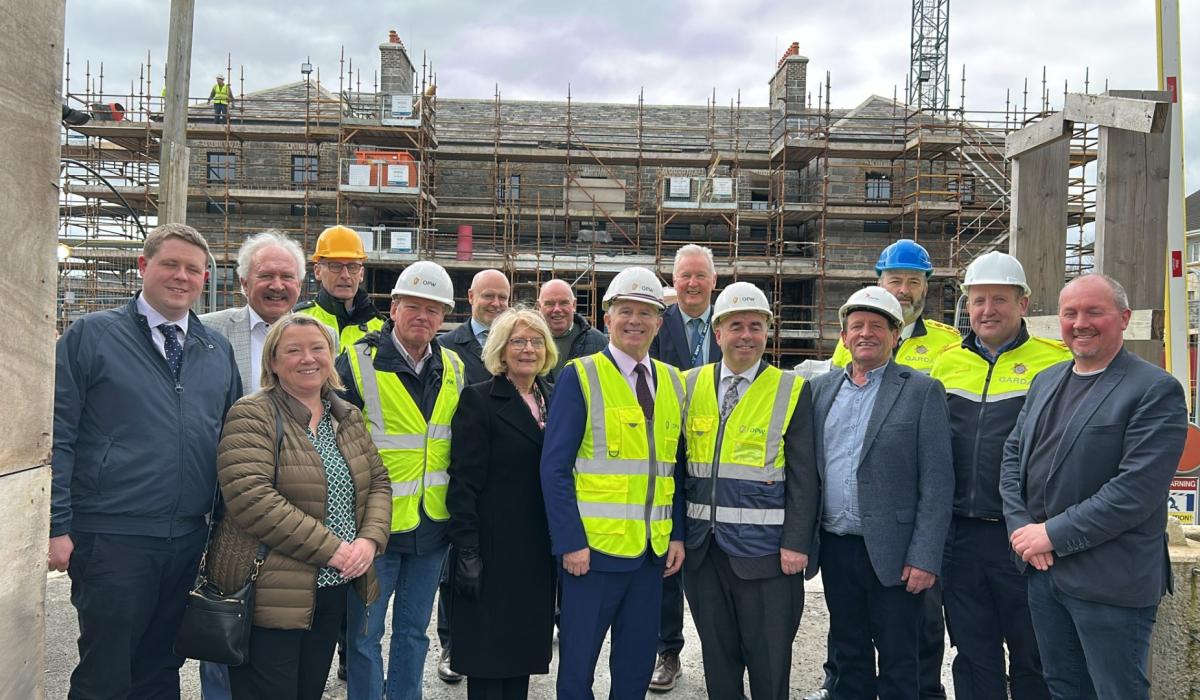 Minister makes low-key visit to Laois and views Garda Station works