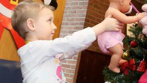 Little Portlaoise girl meets TV characters at Crumlin children's hospital 