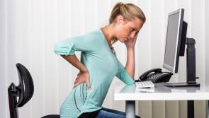 How to sit correctly and safely at your office desk
