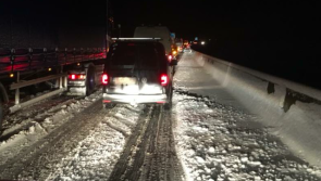 Commuter Chaos: Motorways at a standstill in Laois Kildare and Dublin as STATUS RED in five counties