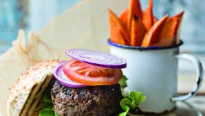 PEPPERED BEEF BURGERS WITH SWEET POTATO WEDGES recipe by chef Neven Maguire
