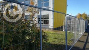 Fenced exclusion zone erected around Portlaoise schools #pictures