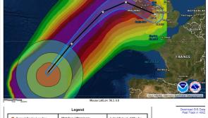 US forecasters latest weather charts on Lorenzo's track over Ireland