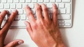 Laois Libraries lends a hand to local business to break into the digital world