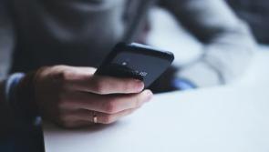 ALERT: Gardaí warn to watch out for 'convincing' dodgy texts over Christmas 