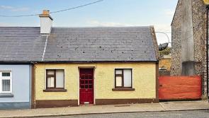 PROPERTY WATCH: Would Barack Obama be tempted to return to his roots by this Midlands cottage?