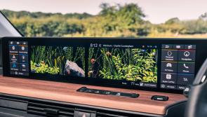 Are car mobile entertainment centre car dashboards making driving distracting?