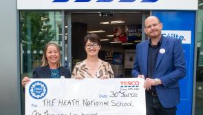 Tesco celebrates its new Laois store with a donation to Portlaoise School