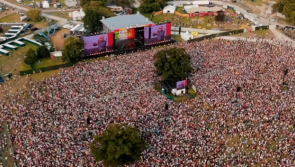Watch: Incredible crowds of Picnickers at The Wolfe Tones