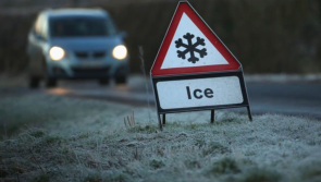 Icy conditions cause twelve crashes in Laois this weekend