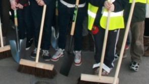 All aboard for the Emo Tidy Towns clean up as judging time arrives