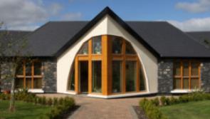 Laois volunteer drivers needed to bring cancer patients to Cuisle Centre