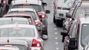 Traffic build up in Laois on busy Portlaoise to Tullamore road
