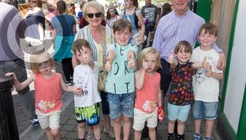 What's happening at the Old Fort Festival in Portlaoise on Sunday?