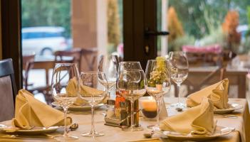 EXPLAINER: What you need to know for the reopening of indoor dining 