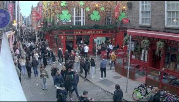 WATCH: As Laois prepares for St Patrick's Day check out live scenes in Dublin's Temple Bar
