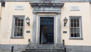 Midlands Simon apartment boarded up after fire in Portlaoise