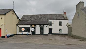 Plan to demolish vacant Laois pub and build houses instead