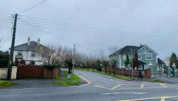 Residents complain about parking at Portlaoise mosque and preschool