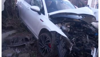 Car crashed through wall narrowly missing house in Laois