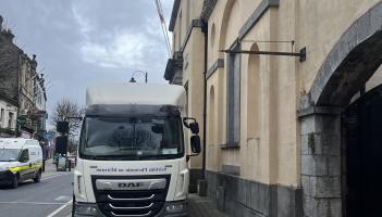 Laois Garda&iacute; respond to disturbance outside Courthouse