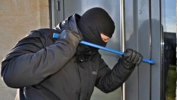 Three men in balaclavas attempt to burgle home in Laois village