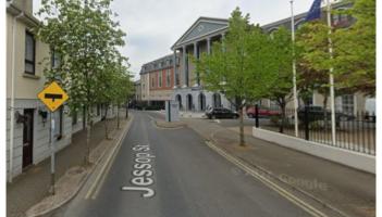 Speeding problems persist on busy Portlaoise street despite ramps