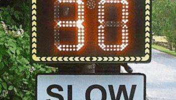 Laois Councillor seeks speed radar sign repairs on busy roads