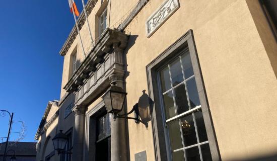 Allegedly knocked man&rsquo;s teeth out in a Laois pub