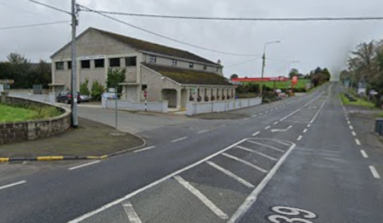 Laois village waiting four years for pedestrian crossing on dangerous road