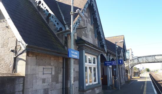 Train delay hits Laois commuters after bridge strike