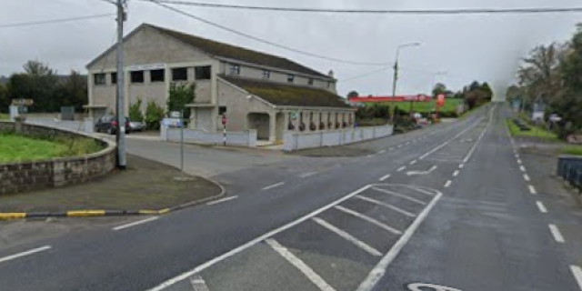 Laois village waiting four years for pedestrian crossing on dangerous road